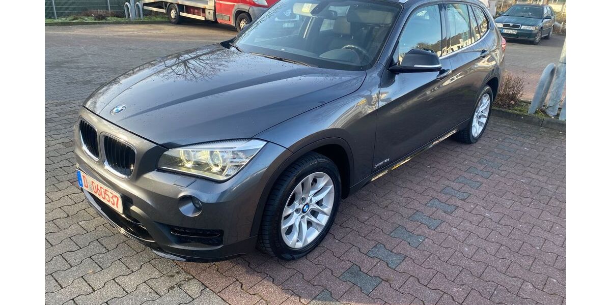 BMW X1 98.000 km 14.350 &euro; Düsseldorf 40229