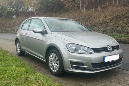 VW Golf 67.700 km 9.350 &euro; Wipperfürth 51688