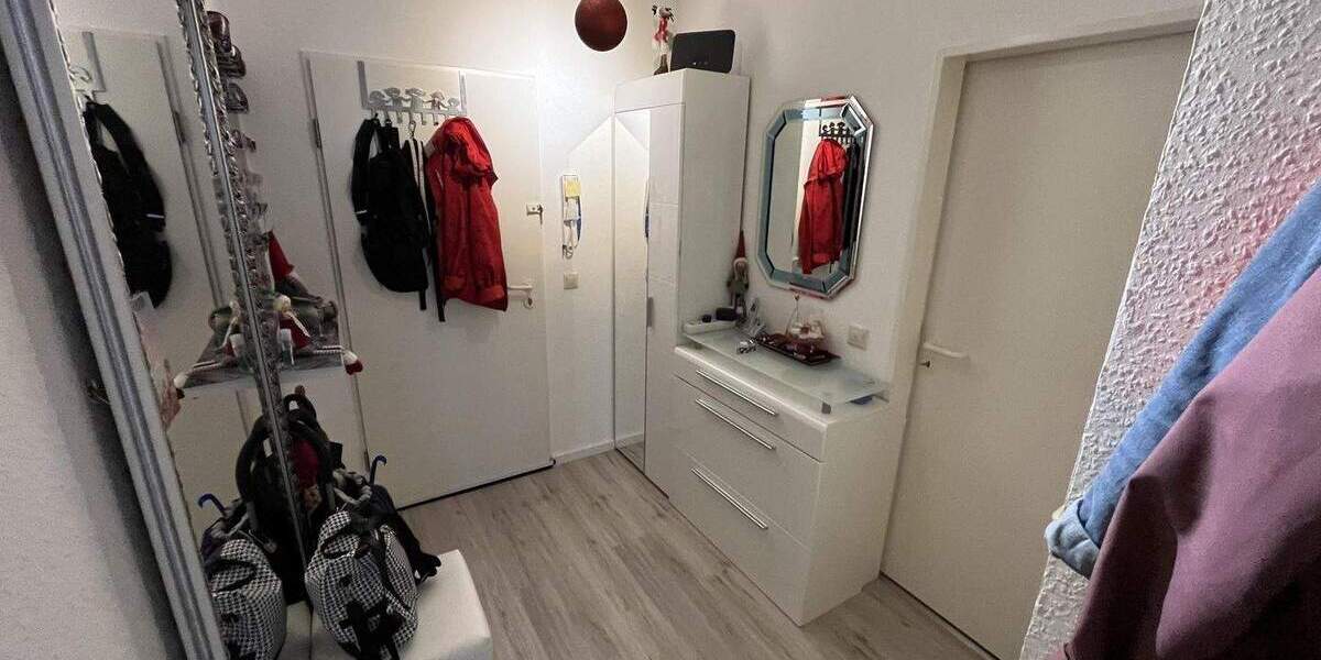 Etagenwohnung Leverkusen Schlebusch - 2 Zimmer, 47 m&sup2;, 199.000&euro; | Angebot:25675622