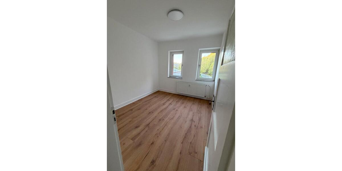 Etagenwohnung Schalksmühle - 5 Zimmer, 76 m&sup2;, 706&euro; | Angebot:26276817