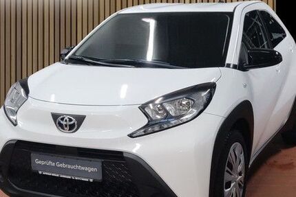 Toyota Aygo (X) 36.450 km 12.750 &euro; Leverkusen 51381