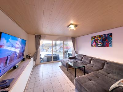 MODERN UND LICHTDURCHFLUTET MIT PANORAMABLICK 2 zimmer