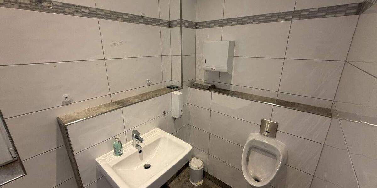 Gewerbeobjekt Hagen Hochschulviertel - 8 Zimmer, 371 m&sup2;, 4.200&euro; | Angebot:25626771