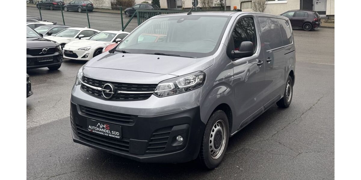 Opel Vivaro 24.000 km 22.600 &euro; Remscheid 42857