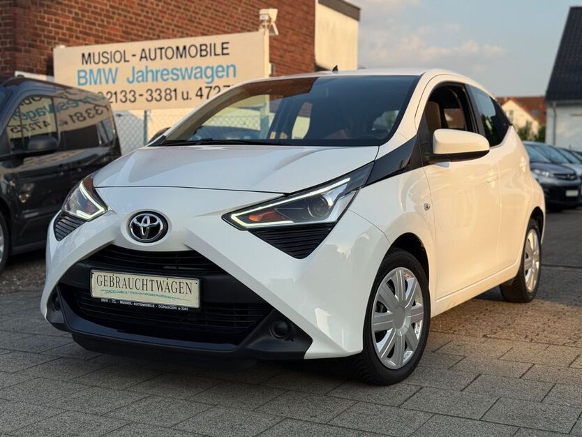 Toyota Aygo (X) 46.000 km 11.490 € Dormagen 41539