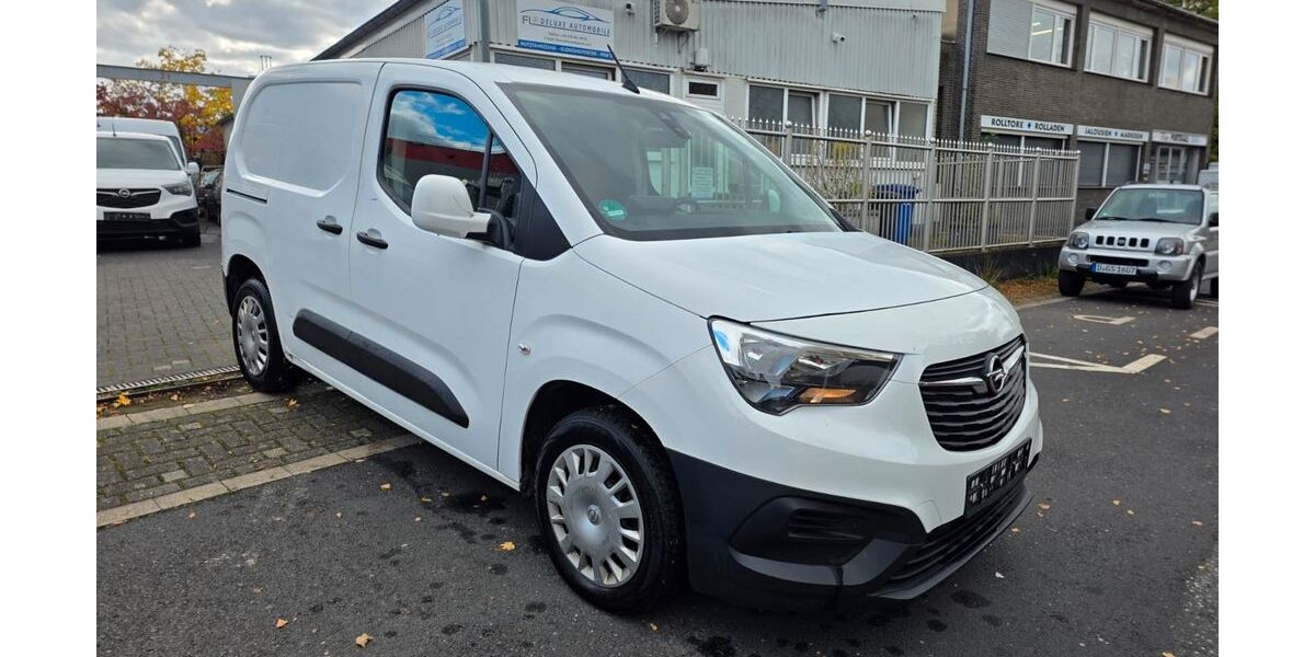 Opel Combo 126.990 km 8.295 &euro; HILDEN 40724