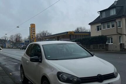 VW Golf 207.000 km 2.800 &euro; Schwelm 58332