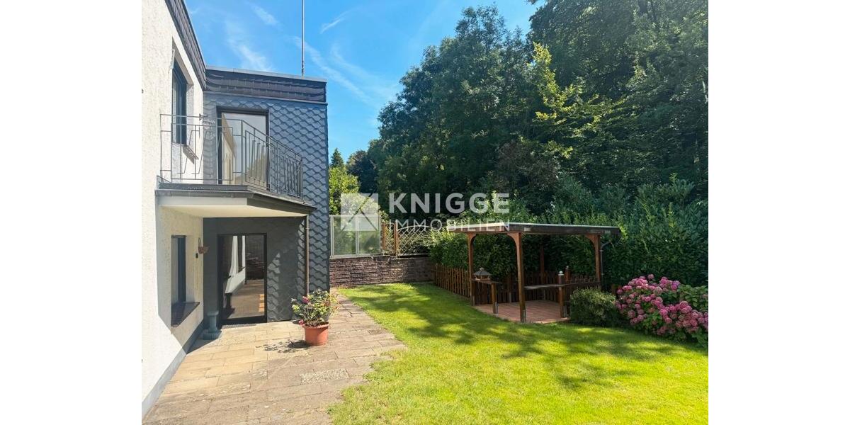 +++ 3503 - Bungalow mit viel Platz und Garage in ruhiger Lage von Herkenrath +++ 6 zimmer