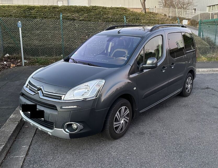 Citroen Berlingo 97.000 km 9.400 € Remscheid 42899