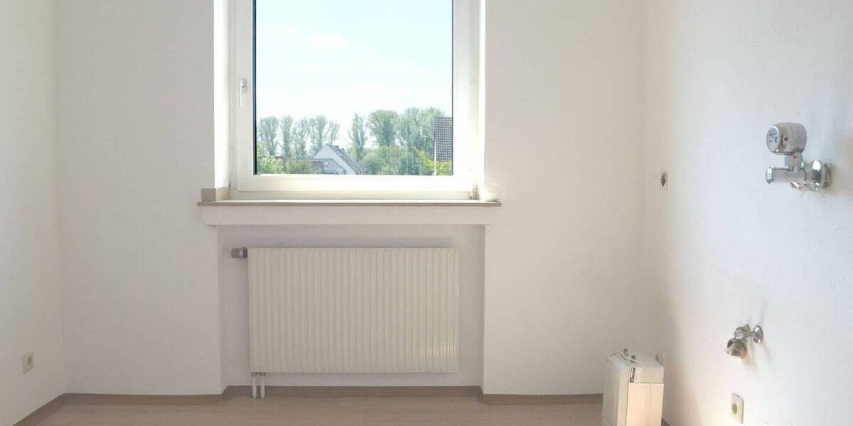 Etagenwohnung Düsseldorf Urdenbach - 3 Zimmer, 85 m&sup2;, 1.250&euro; | Angebot:26451783