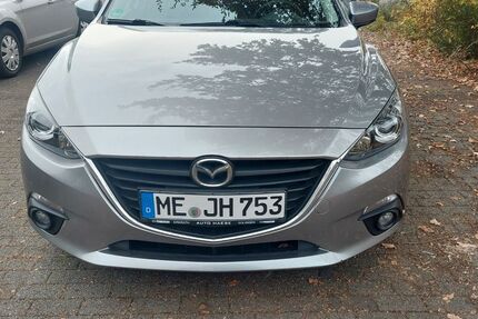 Mazda 3 53.200 km 10.750 &euro; Solingen 42651