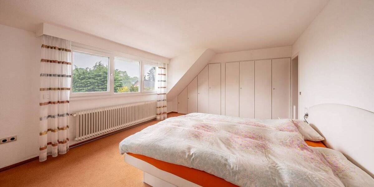 Einfamilienhaus Remscheid Süd - 8 Zimmer, 260 m&sup2;, 1.150.000&euro; | Angebot:26805125