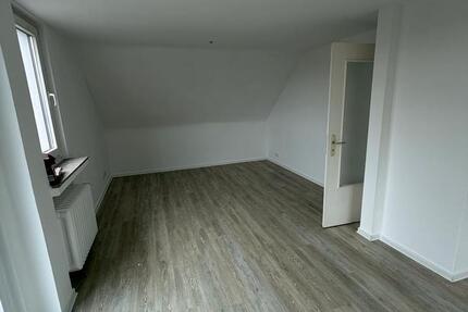Mietwohnung ab sofort bezugsfrei in Bergisch Gladbach ✅ 3 zimmer