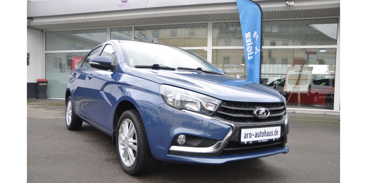 Lada Vesta 32.755 km 8.990 &euro; Hagen 58089