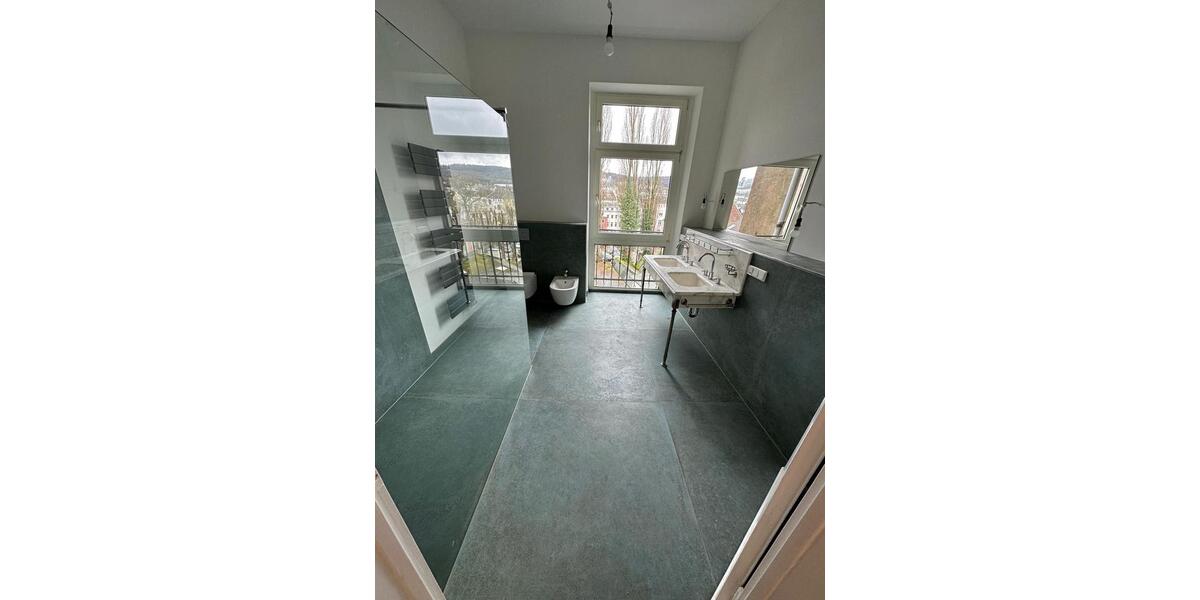 Etagenwohnung Wuppertal Brill - 5 Zimmer, 135 m&sup2;, 1.450&euro; | Angebot:26412934