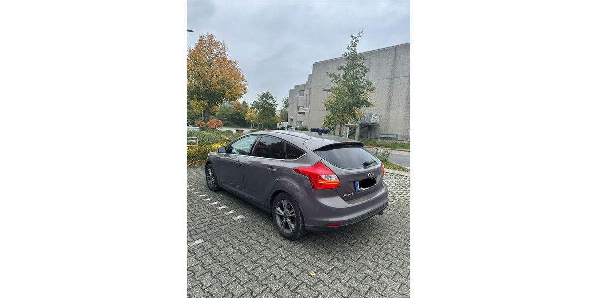 Ford Focus 250.000 km 4.000 &euro; Düsseldorf 40595