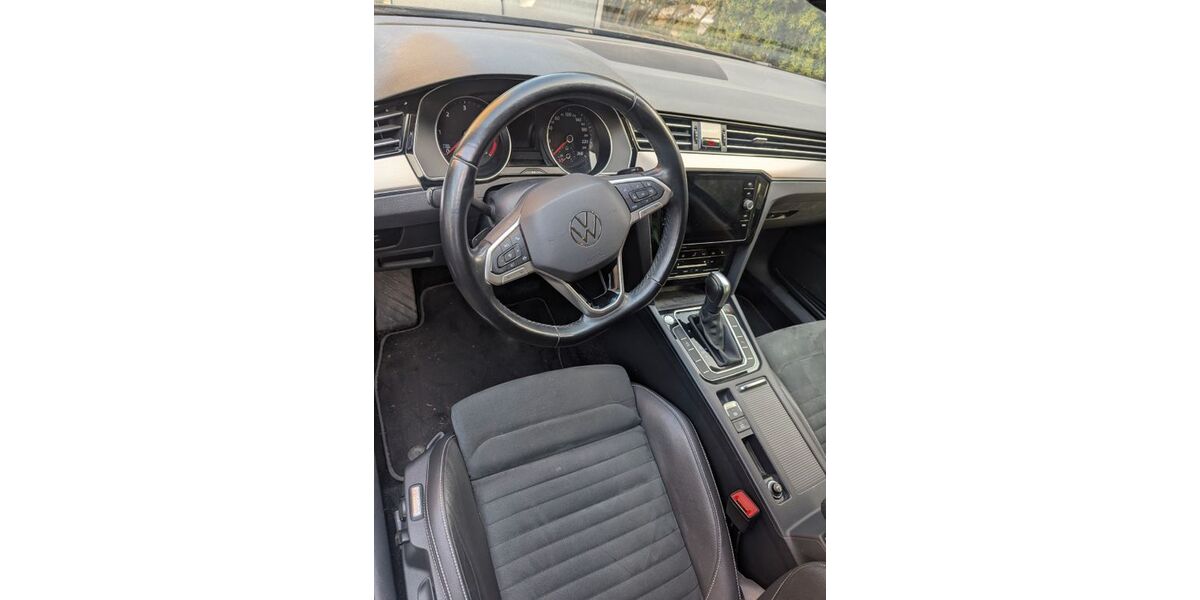 VW Passat Variant 93.760 km 22.499 &euro; Hattingen 45525