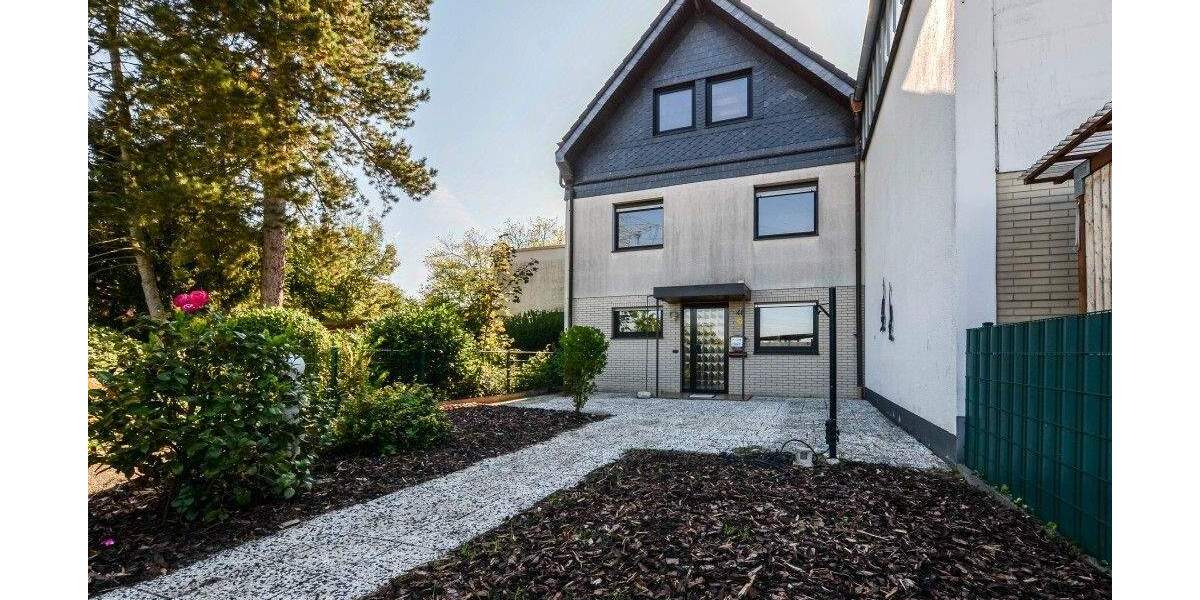 Reihenmittelhaus Leverkusen Rheindorf - 5 Zimmer, 151 m&sup2;, 449.000&euro; | Angebot:23986779
