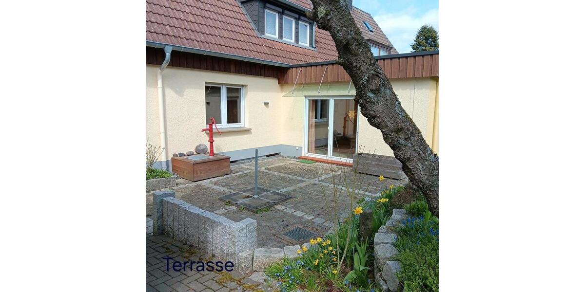 Doppelhaushälfte Kierspe - 6.5 Zimmer, 124 m&sup2;, 320.000&euro; | Angebot:26823900