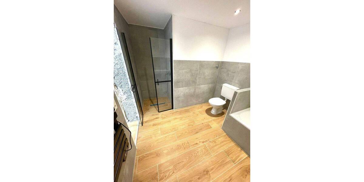 Etagenwohnung Wuppertal Langerfeld - 2 Zimmer, 72 m&sup2;, 792&euro; | Angebot:26862166