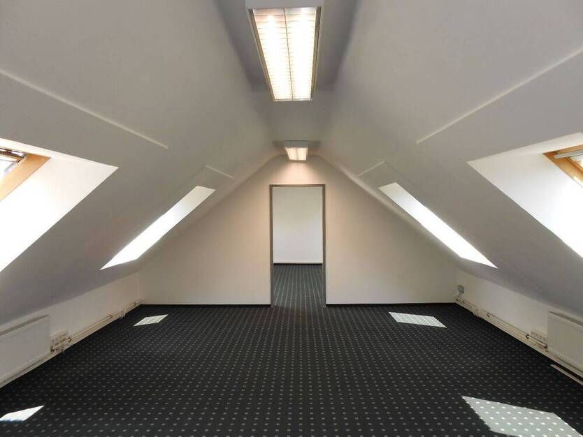 Flexible Bürolösungen am Hansaring - All-in-Miete