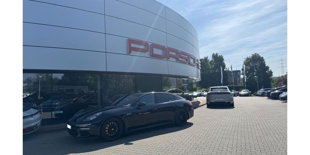 Porsche Panamera 77.000 km 54.000 &euro; Schalksmühle 58579