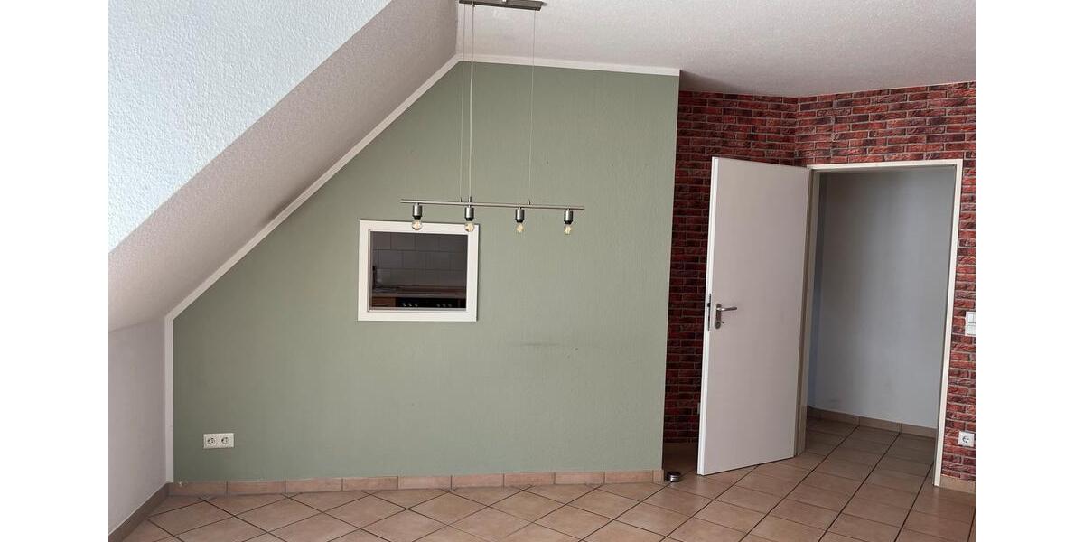 Etagenwohnung Monheim am Rhein - 4 Zimmer, 95 m&sup2;, 275.000&euro; | Angebot:26252279