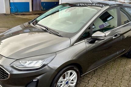 Ford Fiesta 14.087 km 16.950 &euro; Ratingen (Nähe Düsseldorf) 40883
