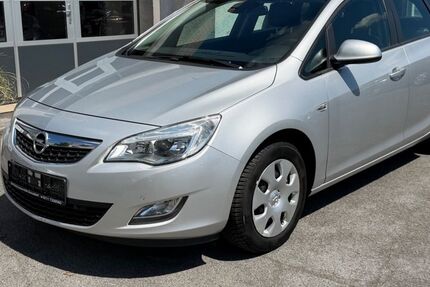 Opel Astra 106.500 km 5.990 &euro; Düsseldorf 40231