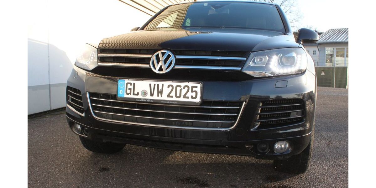 VW Touareg 236.739 km 13.333 &euro; Bergisch Gladbach 51427