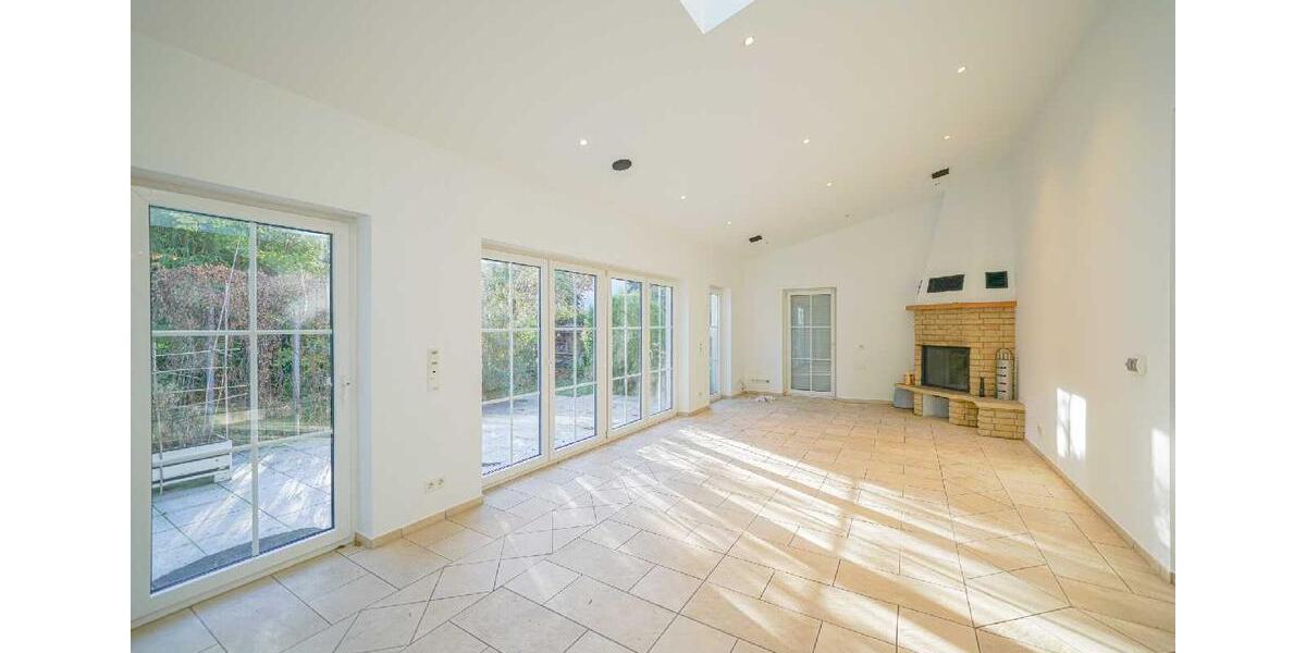 Freistehendes Einfamilienhaus mit Garten und Sonnenbalkon 5 zimmer