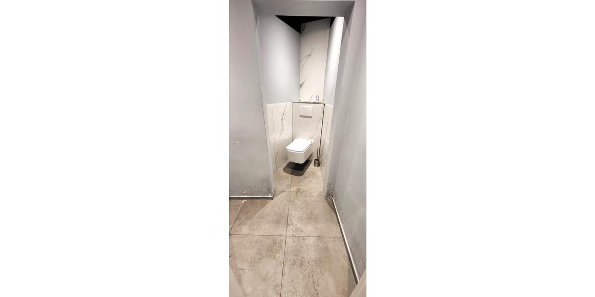 Einzelhandels-Gastronomiefläche in einer sehr guten Lage zu vermieten zimmer