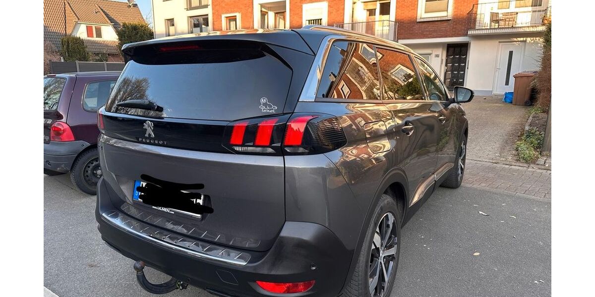 Peugeot 5008 103.000 km 12.000 &euro; Ratingen 40882