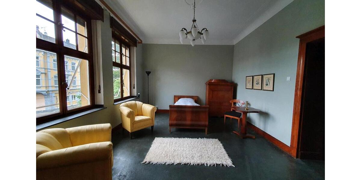 Etagenwohnung Solingen Aufderhöhe - 3 Zimmer, 100 m&sup2;, 400&euro; | Angebot:25220398