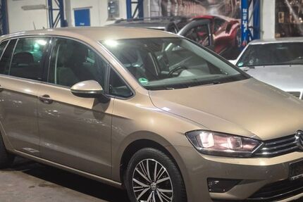 VW Golf 53.000 km 12.390 &euro; Wuppertal 42349