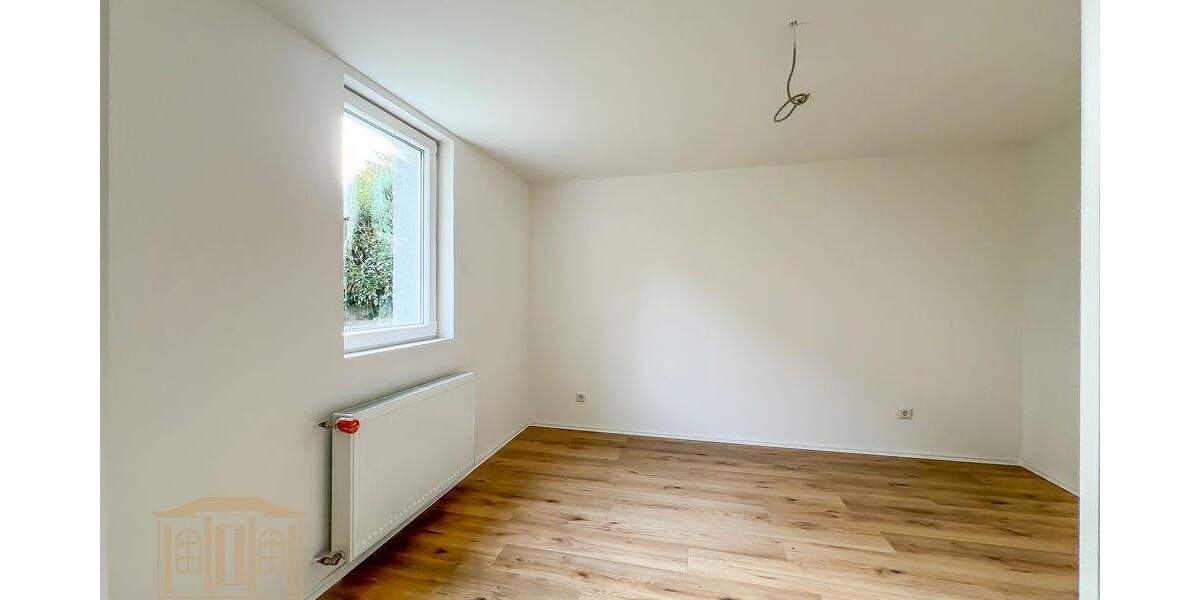 Einfamilienhaus Remscheid Lüttringhausen - 1 Zimmer, 249 m&sup2;, 399.500&euro; | Angebot:24855507