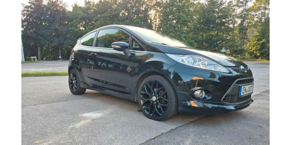 Ford Fiesta 93.100 km 5.100 &euro; Wuppertal 42281