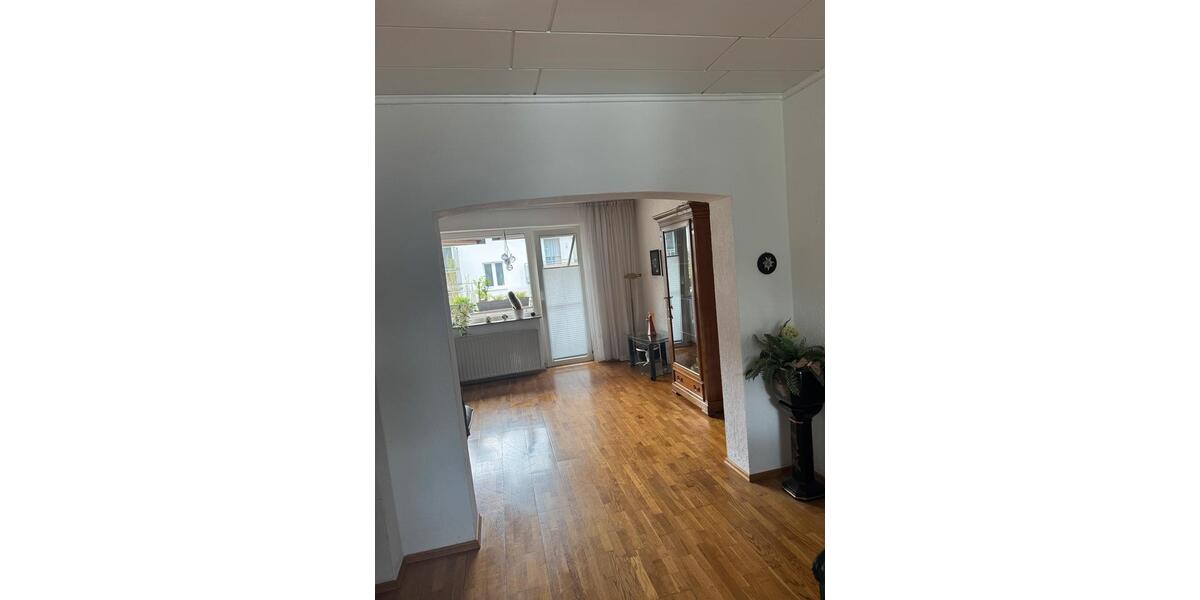 Etagenwohnung Ratingen Homberg - 2 Zimmer, 64 m&sup2;, 180.000&euro; | Angebot:26161126