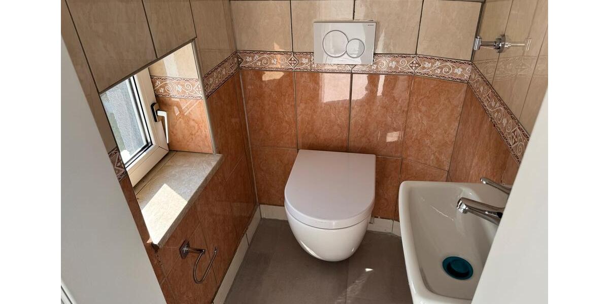 Maisonettenwohnung Bergisch Gladbach Gronau - 6 Zimmer, 120 m&sup2;, 1.600&euro; | Angebot:26532292