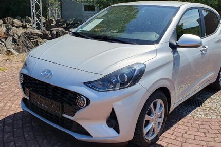 Hyundai i10 5.698 km 13.995 &euro; Hagen 58091