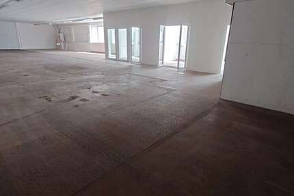 Halle in Radevormwald 1.150 € 325 m² zimmer