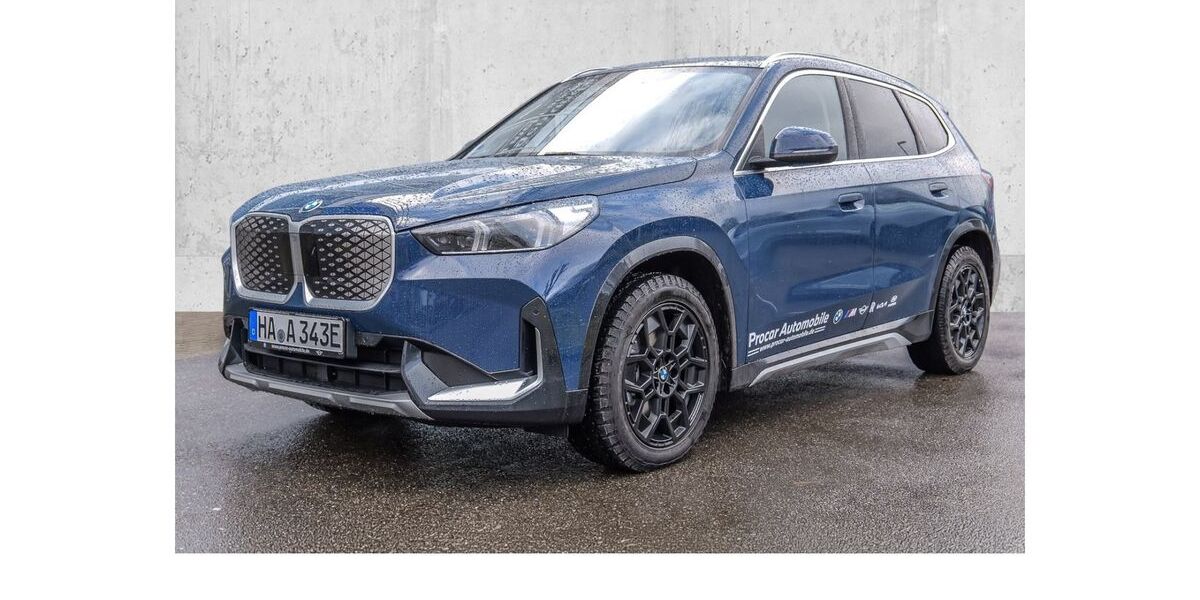 BMW iX1 3.900 km 46.990 &euro; Hagen 58119