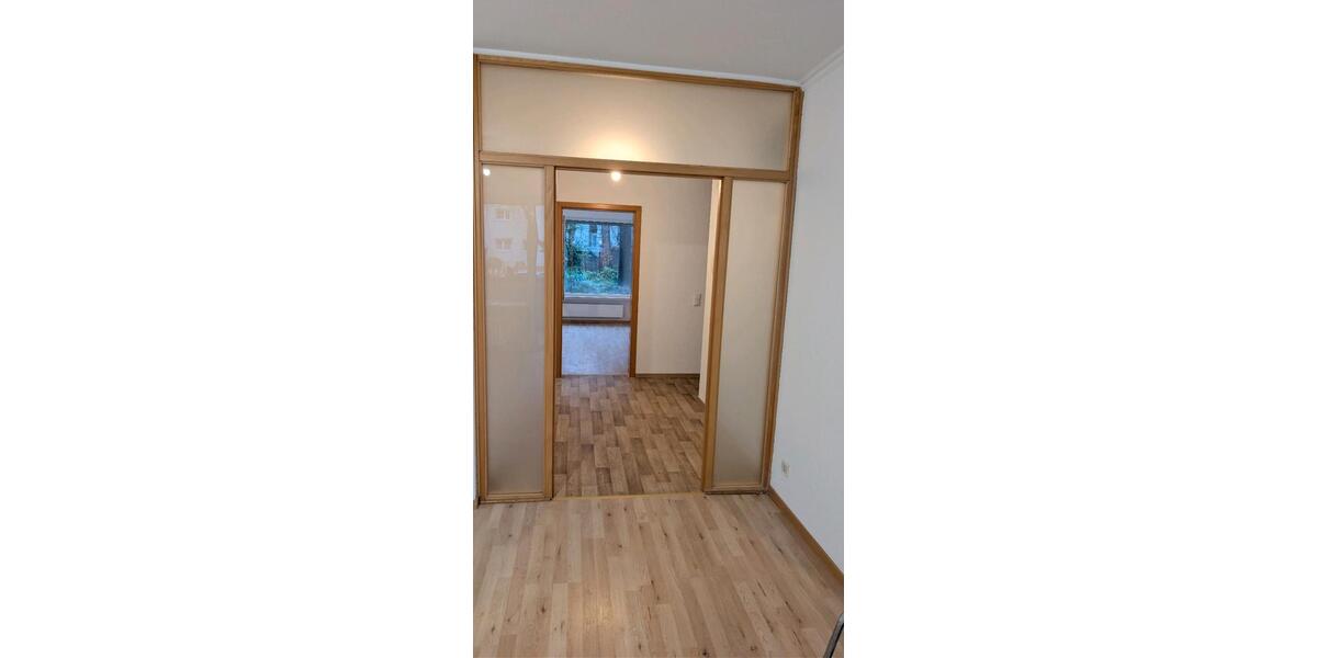 Erdgeschoßwohnung Bergisch Gladbach Frankenforst - 2 Zimmer, 61 m&sup2;, 240.000&euro; | Angebot:26111948