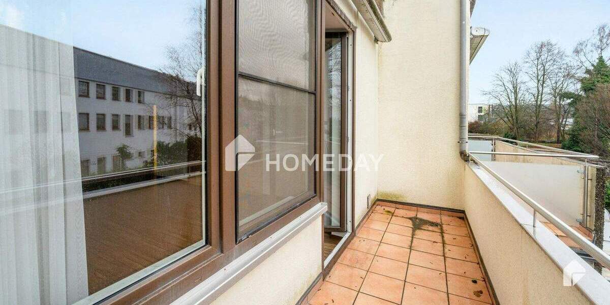 Bezugsfrei! Großzügige 6-Zimmer-Wohnung mit Balkon, EBK und 4 Stellplätzen in Wetter (Ruhr) 6 zimmer