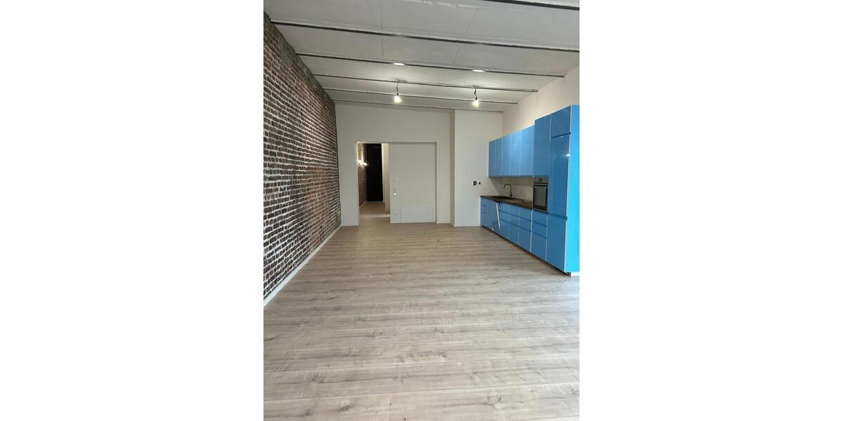 Attraktive 2 12 Zimmer Loftwohnung in der Paulstr. zu vermieten 2.5 zimmer