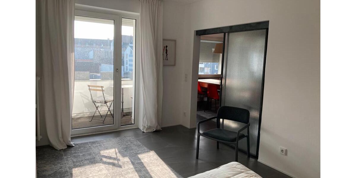 Etagenwohnung Düsseldorf Pempelfort - 2 Zimmer, 65 m&sup2;, 1.950&euro; | Angebot:26399838