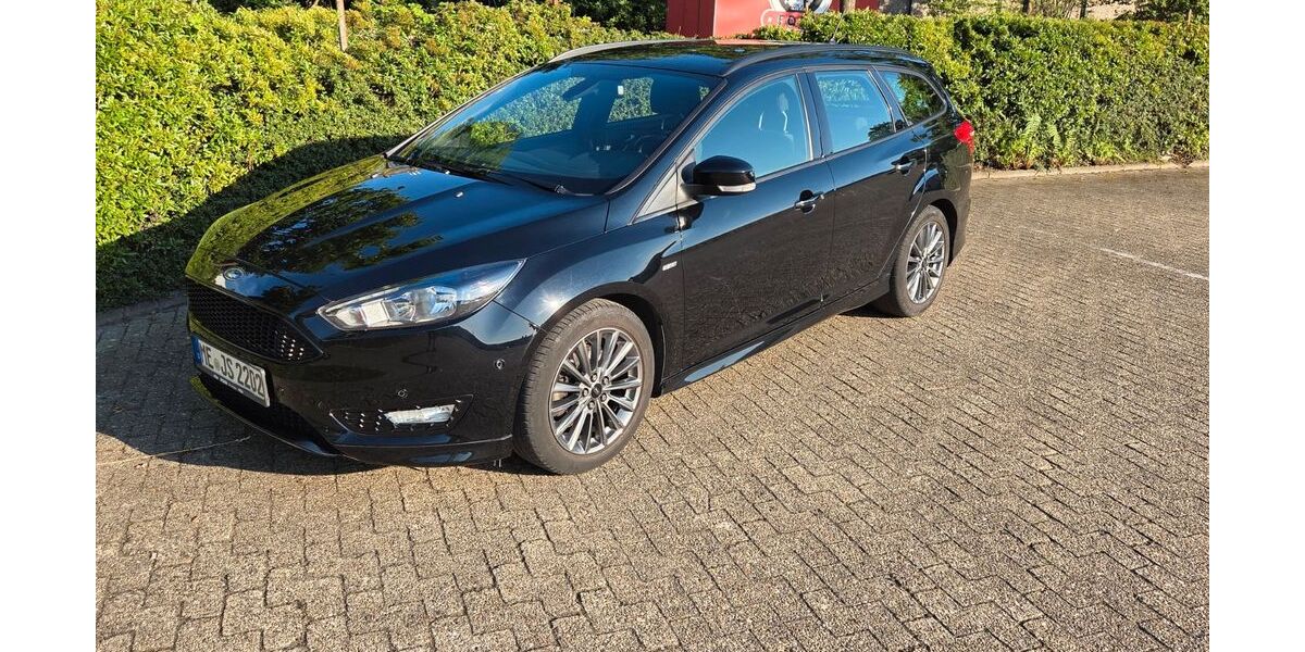 Ford Focus 104.000 km 8.800 &euro; Solingen 42653