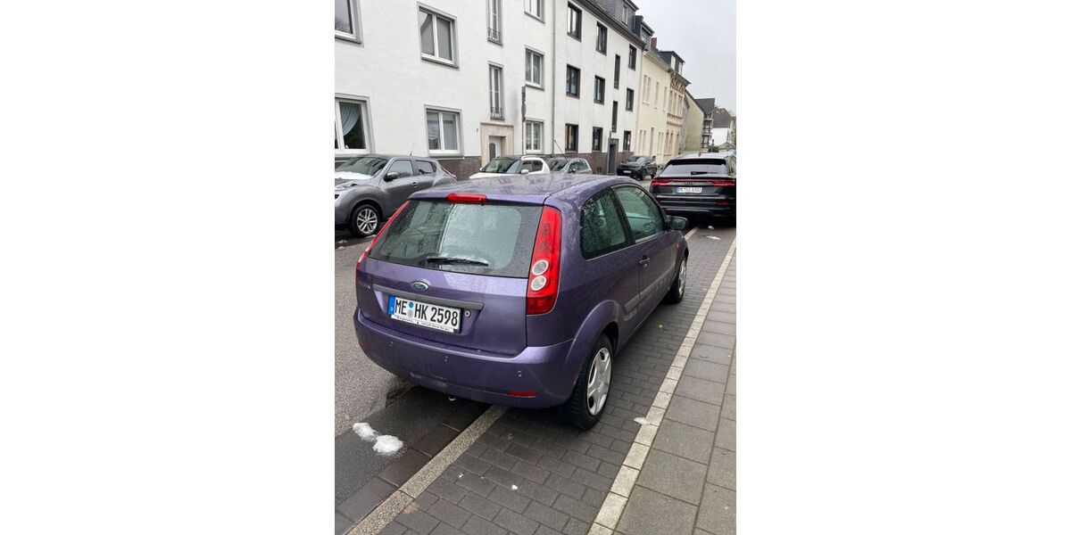 Ford Fiesta 107.000 km 2.049 &euro; Velbert 42549