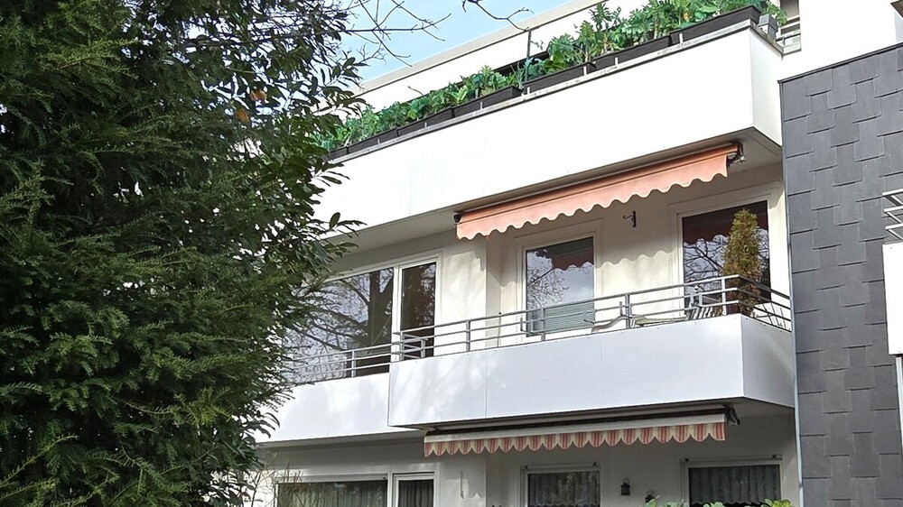 Große Wohnung im Philosophen-Viertel von Metzkausen 5 zimmer