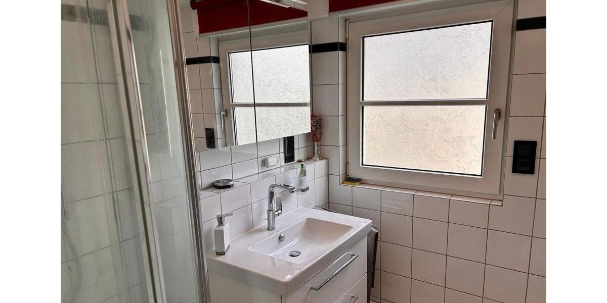 Maisonettenwohnung Solingen Central - 2 Zimmer, 64 m&sup2;, 198.000&euro; | Angebot:27248468